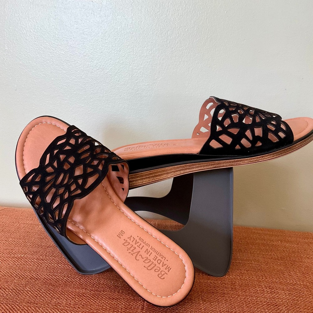 Bella Vita Made in Italy Black Kidsuede Leather Laser Cut Slide Sandals 9M NWOT